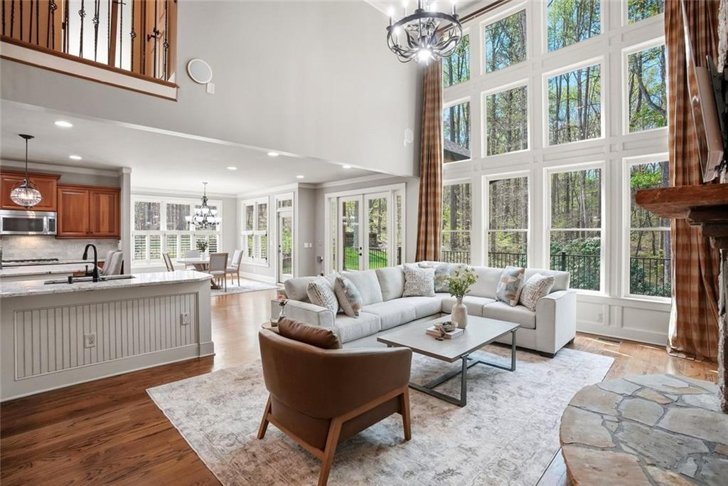 862 Waterford Estates Manor