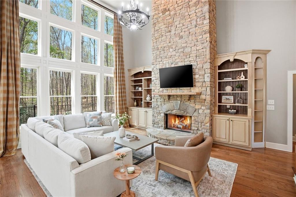 862 Waterford Estates Manor