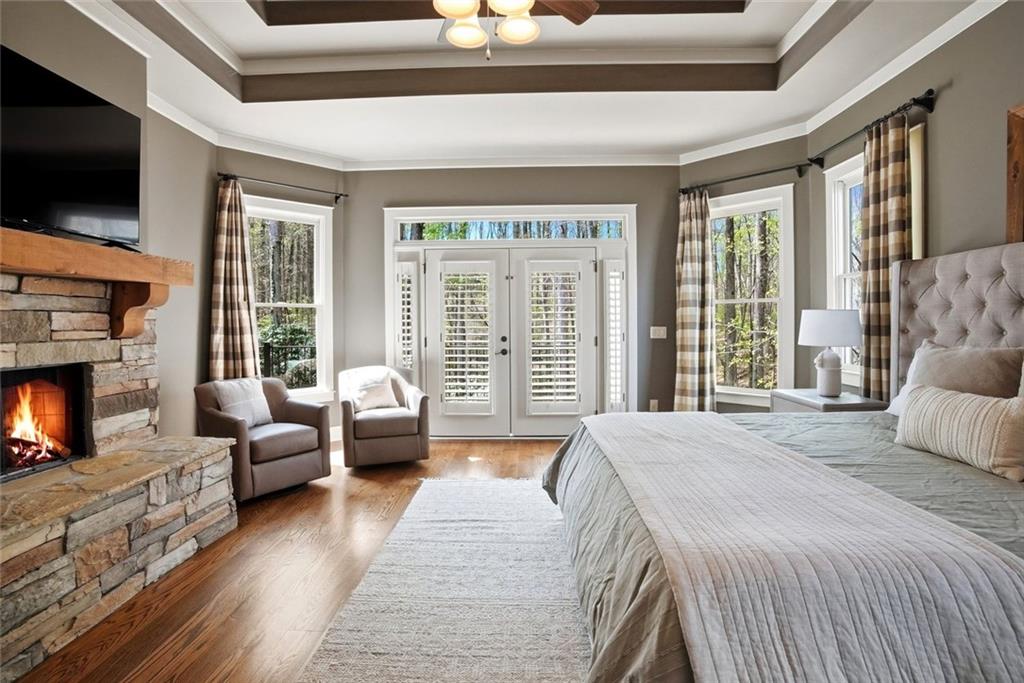 862 Waterford Estates Manor