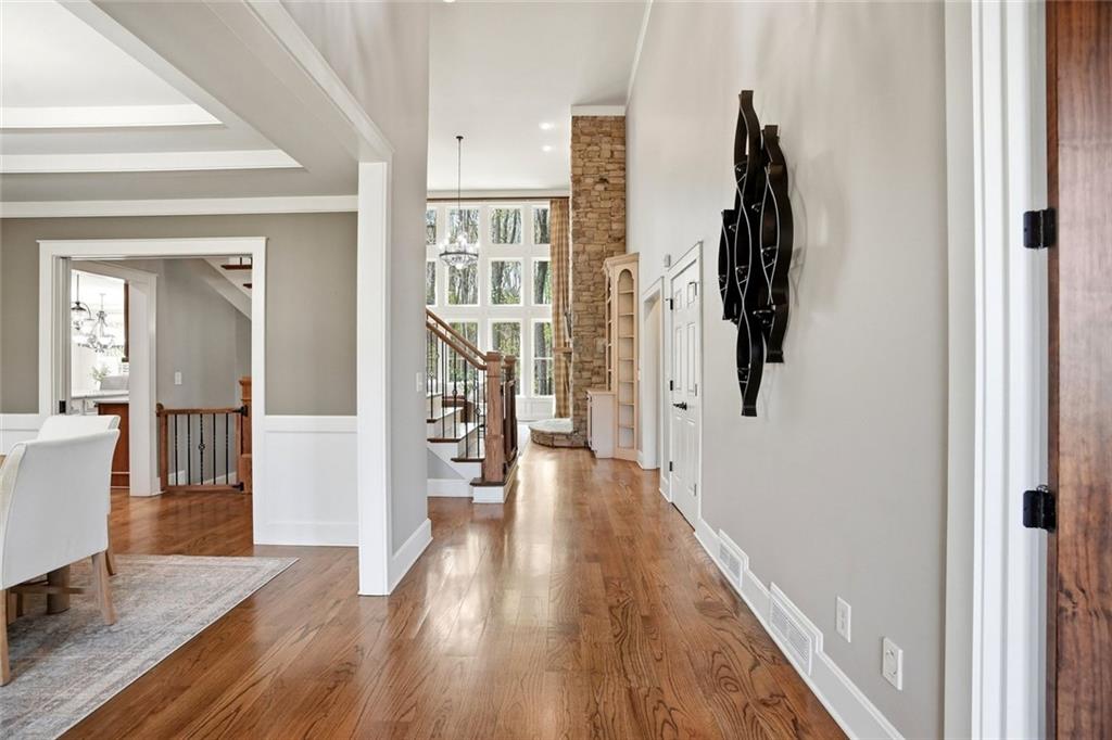 862 Waterford Estates Manor