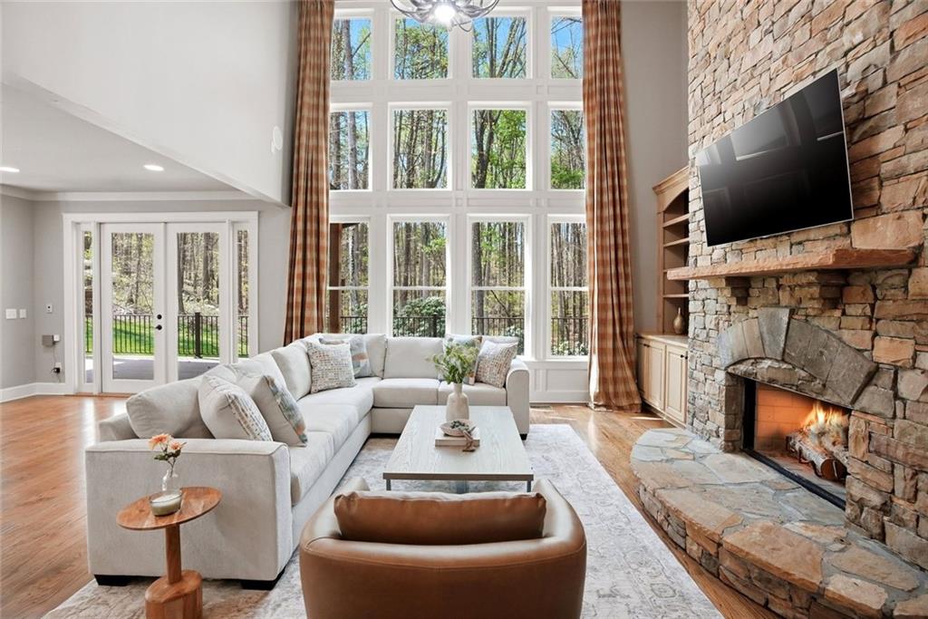 862 Waterford Estates Manor