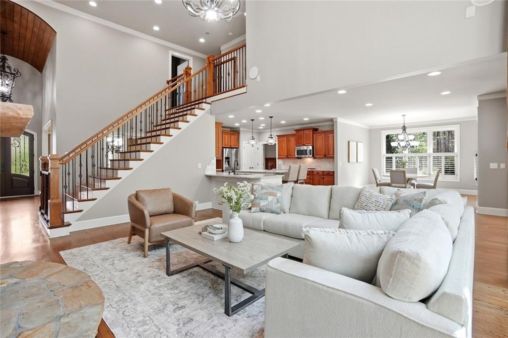862 Waterford Estates Manor
