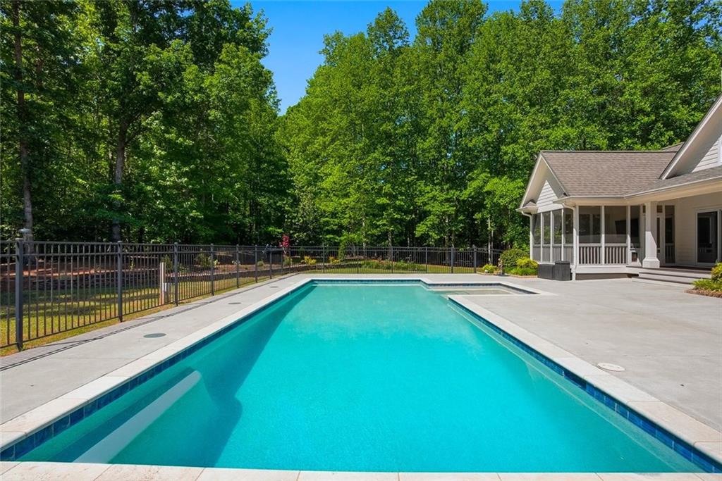 7246 Plantation Lane