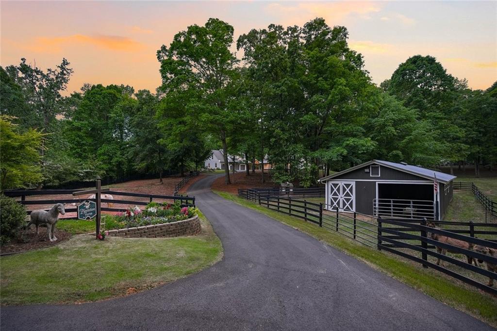 7246 Plantation Lane