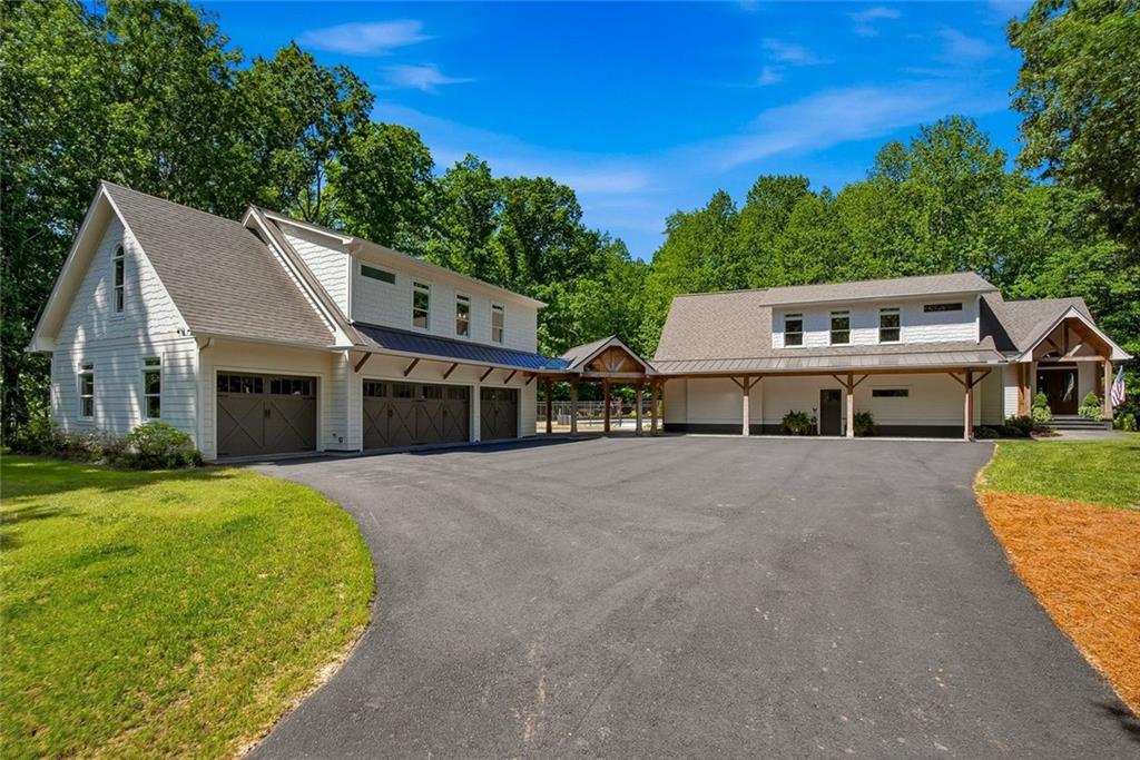 7246 Plantation Lane