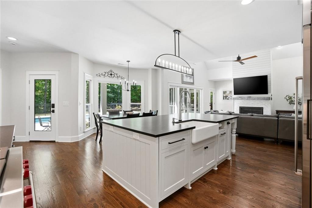 7246 Plantation Lane