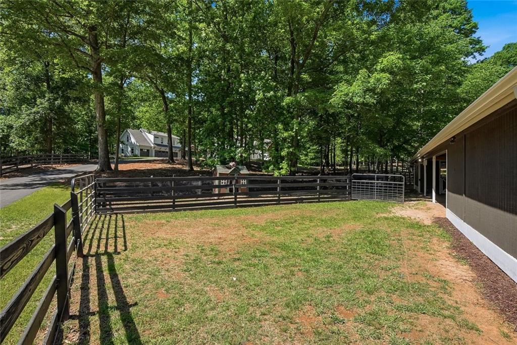7246 Plantation Lane