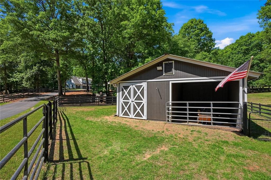 7246 Plantation Lane
