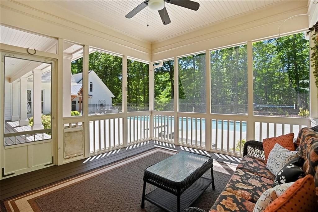 7246 Plantation Lane