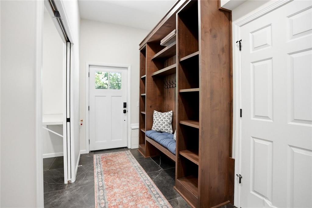 7246 Plantation Lane