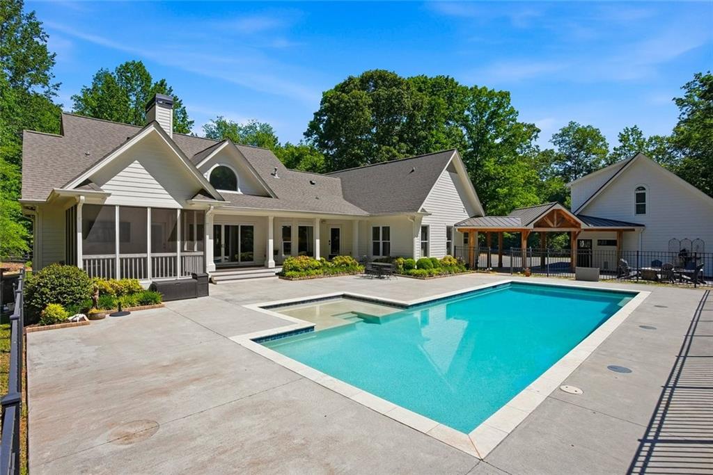 7246 Plantation Lane