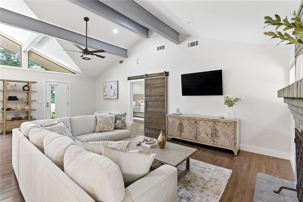 225 Jayne Ellen Way