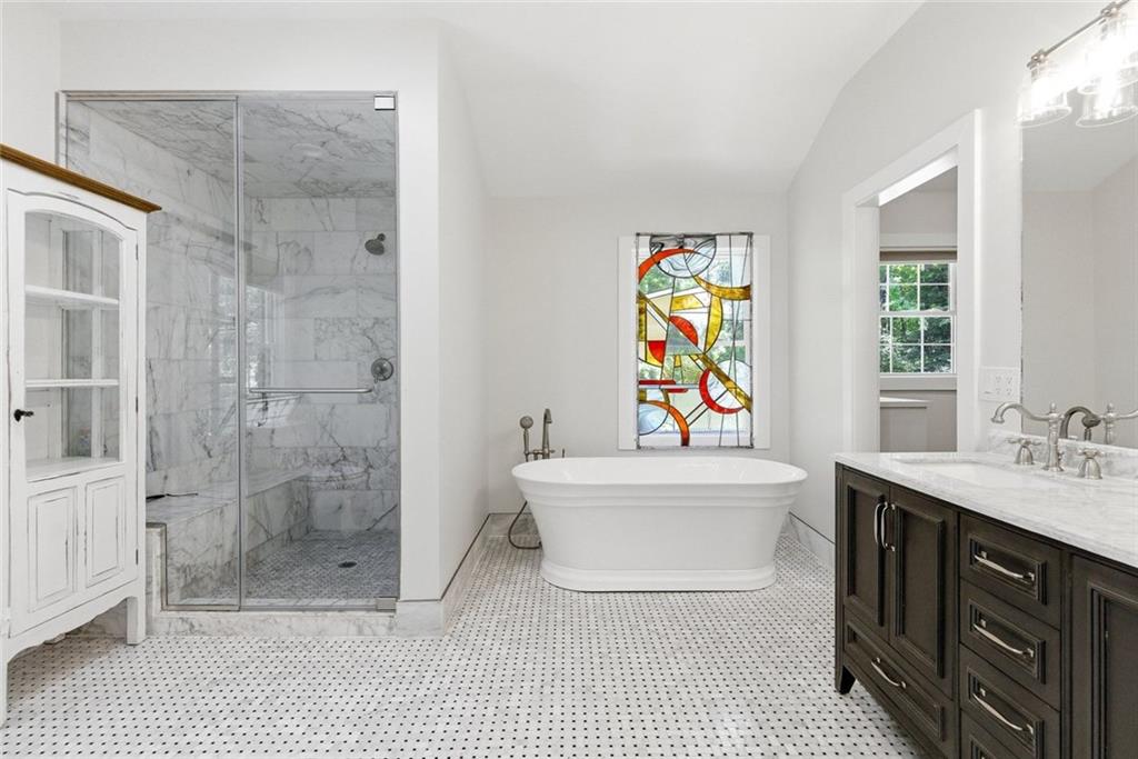 225 Jayne Ellen Way