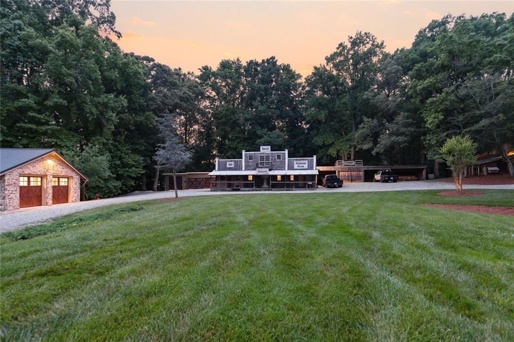5135 Howard Road