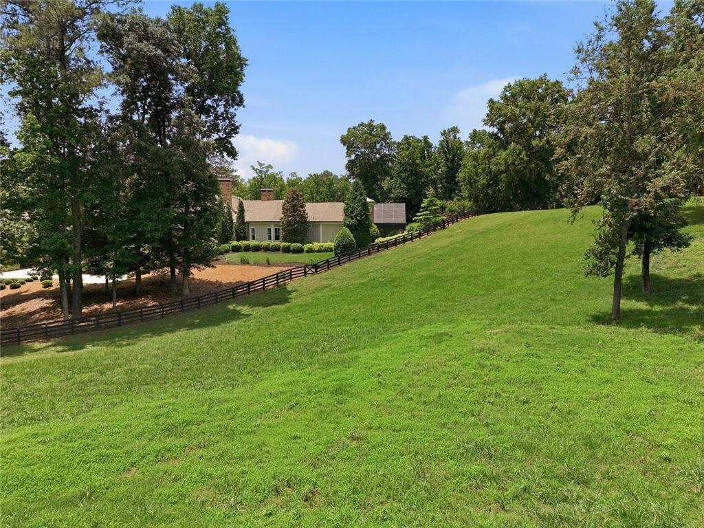 5135 Howard Road