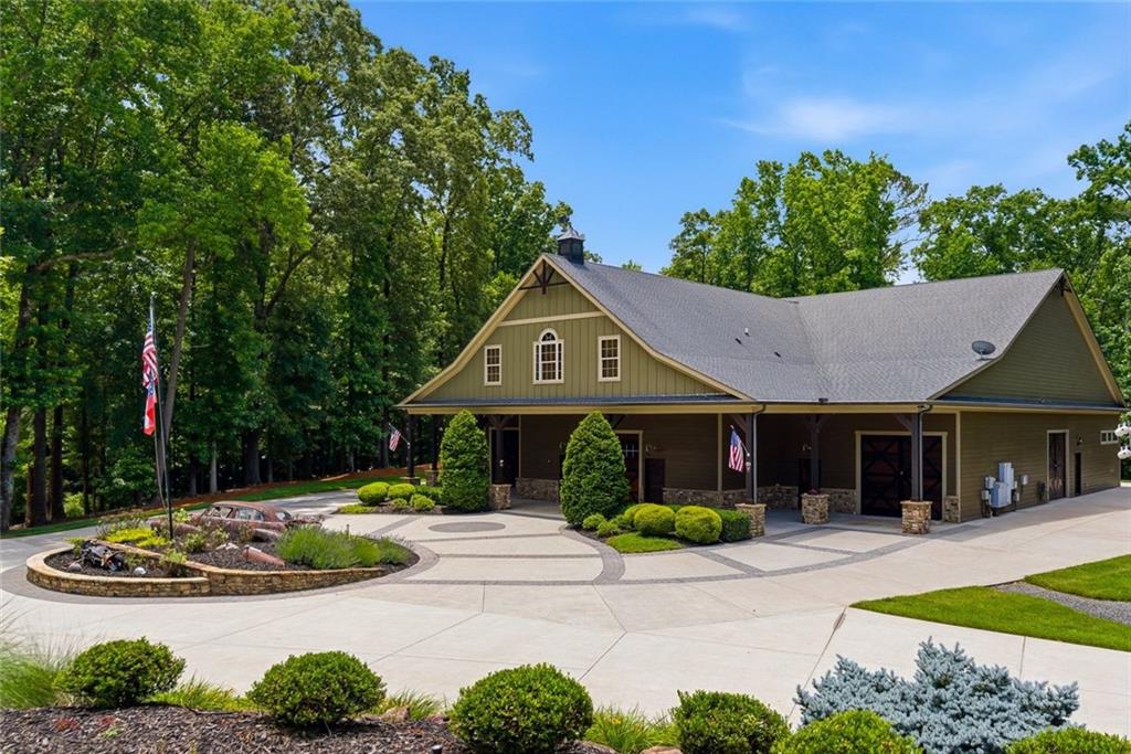5135 Howard Road