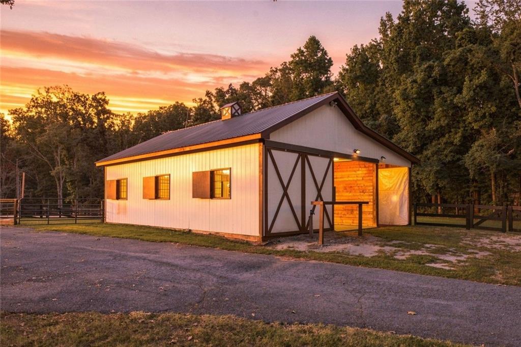 2203 Arbor Hill Road