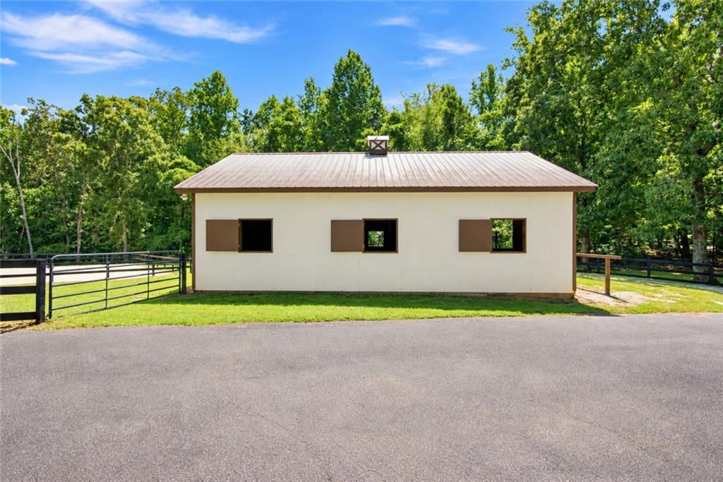 2203 Arbor Hill Road