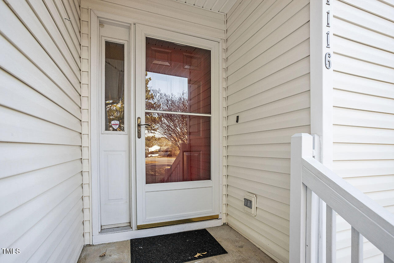 1116 Pilton Place