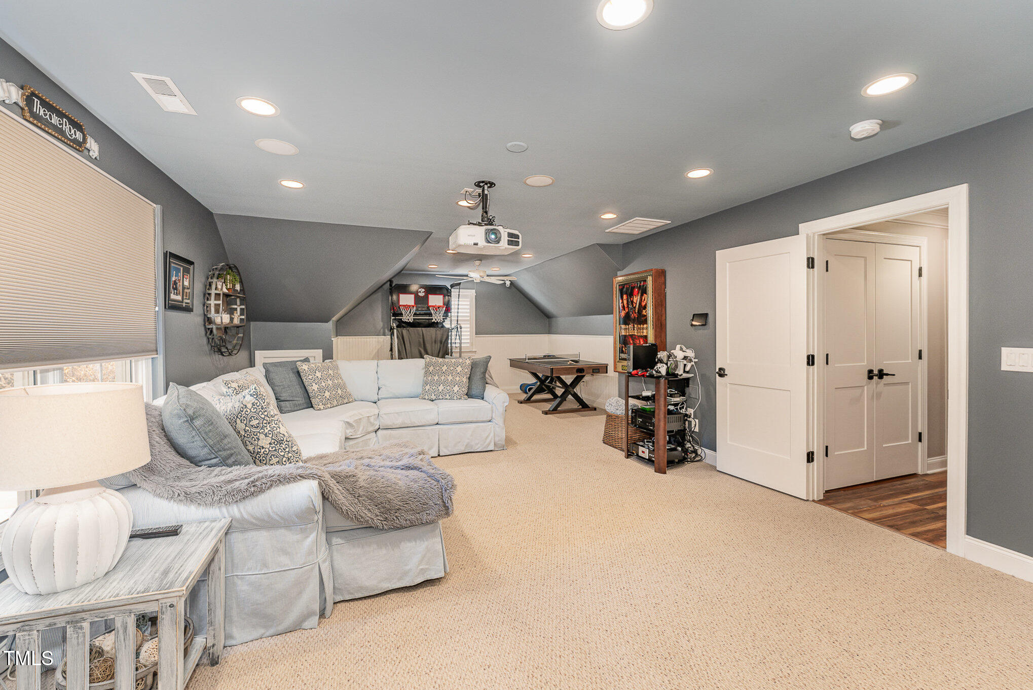 10005 Porto Fino Avenue
