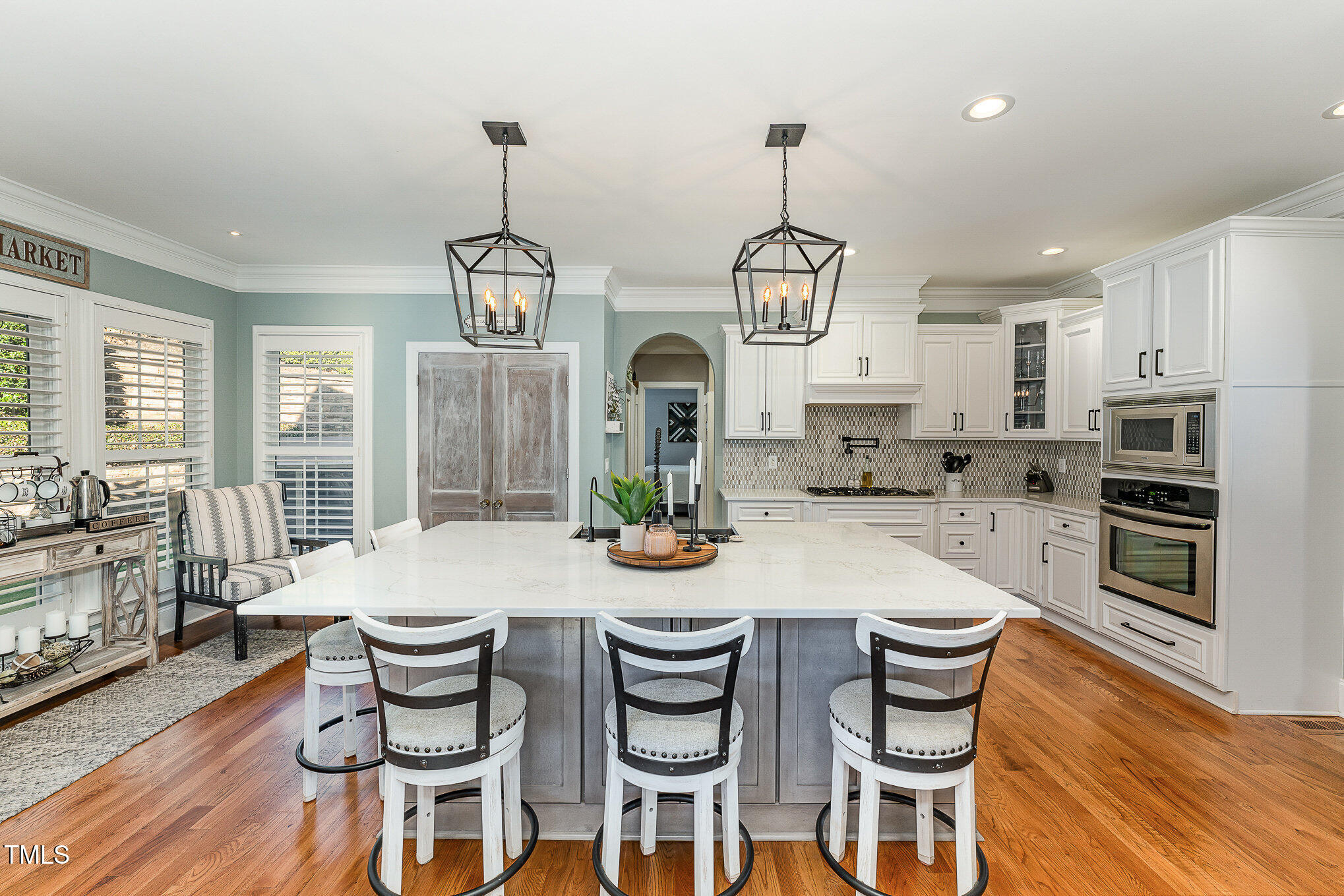10005 Porto Fino Avenue