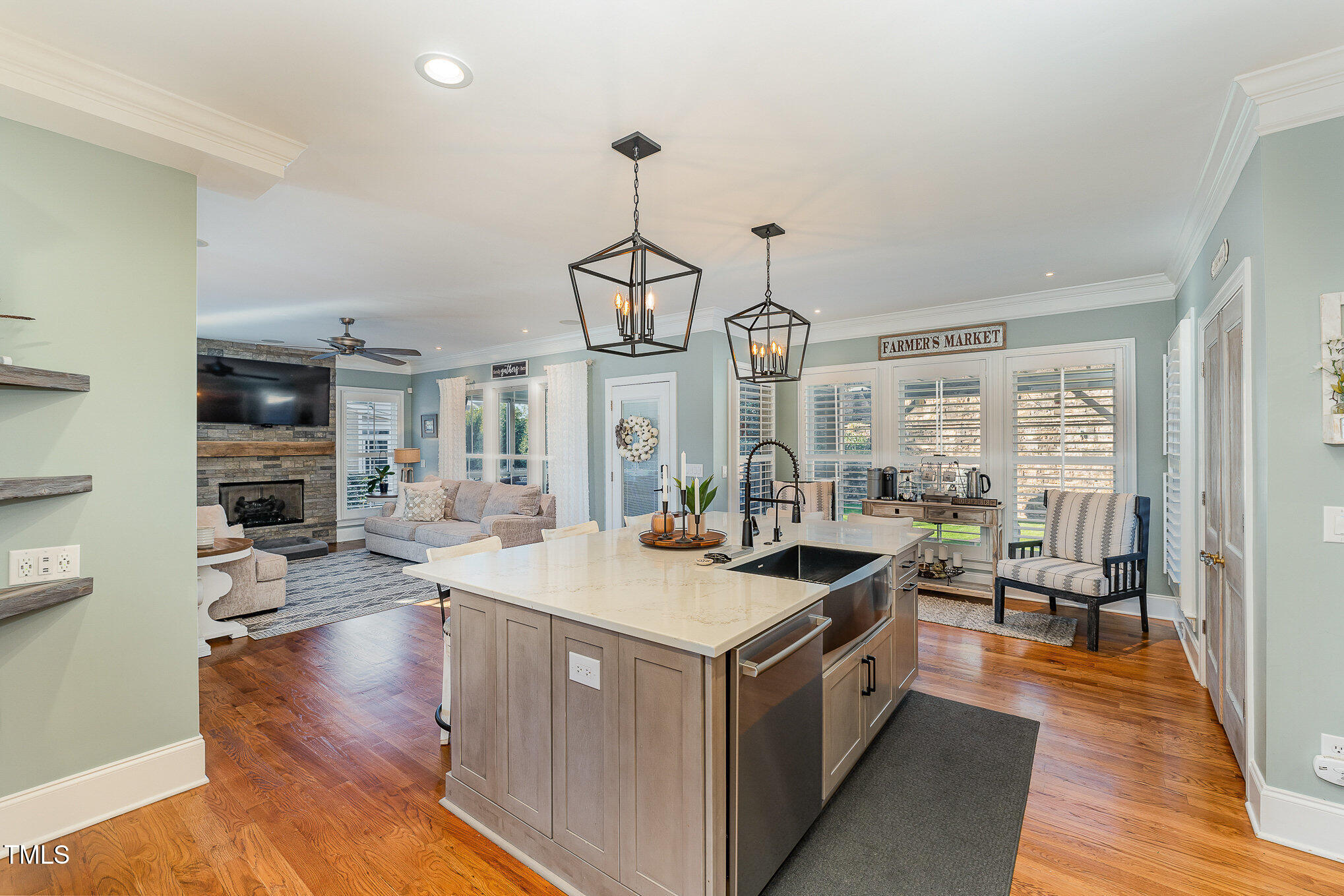 10005 Porto Fino Avenue