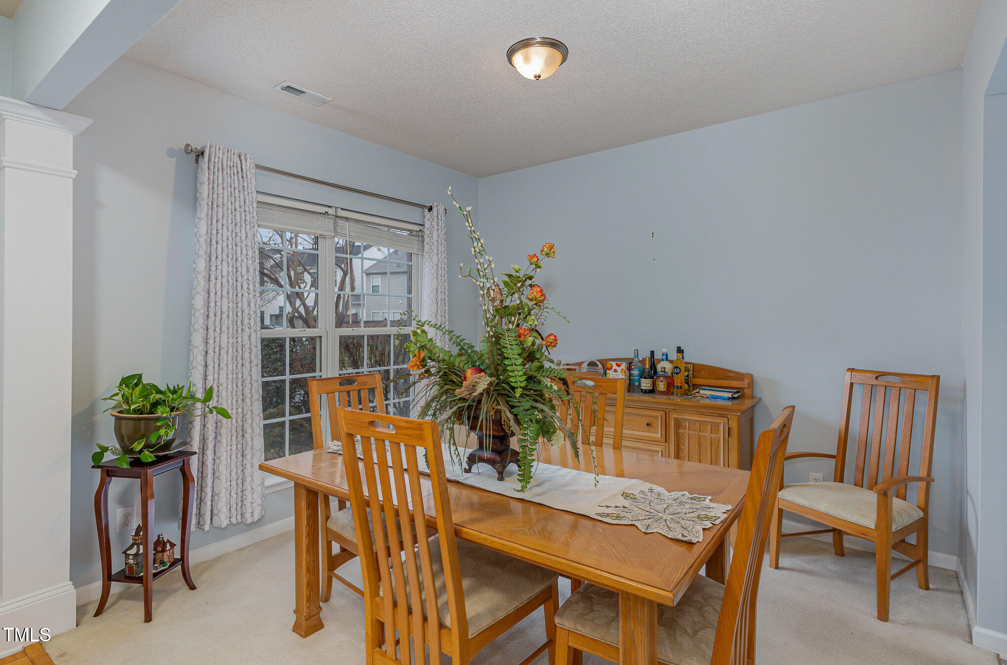 205 Durston Loop