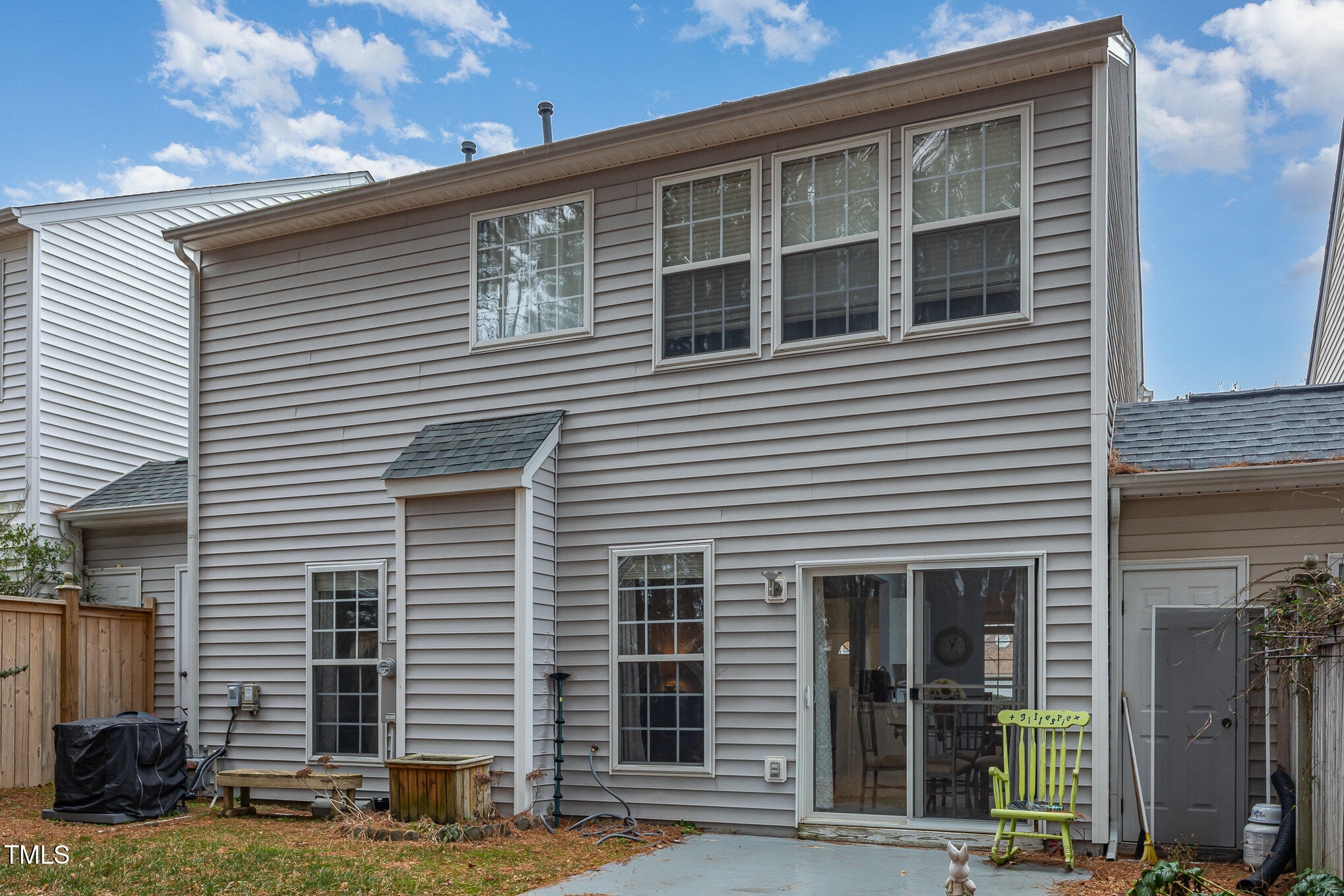 205 Durston Loop