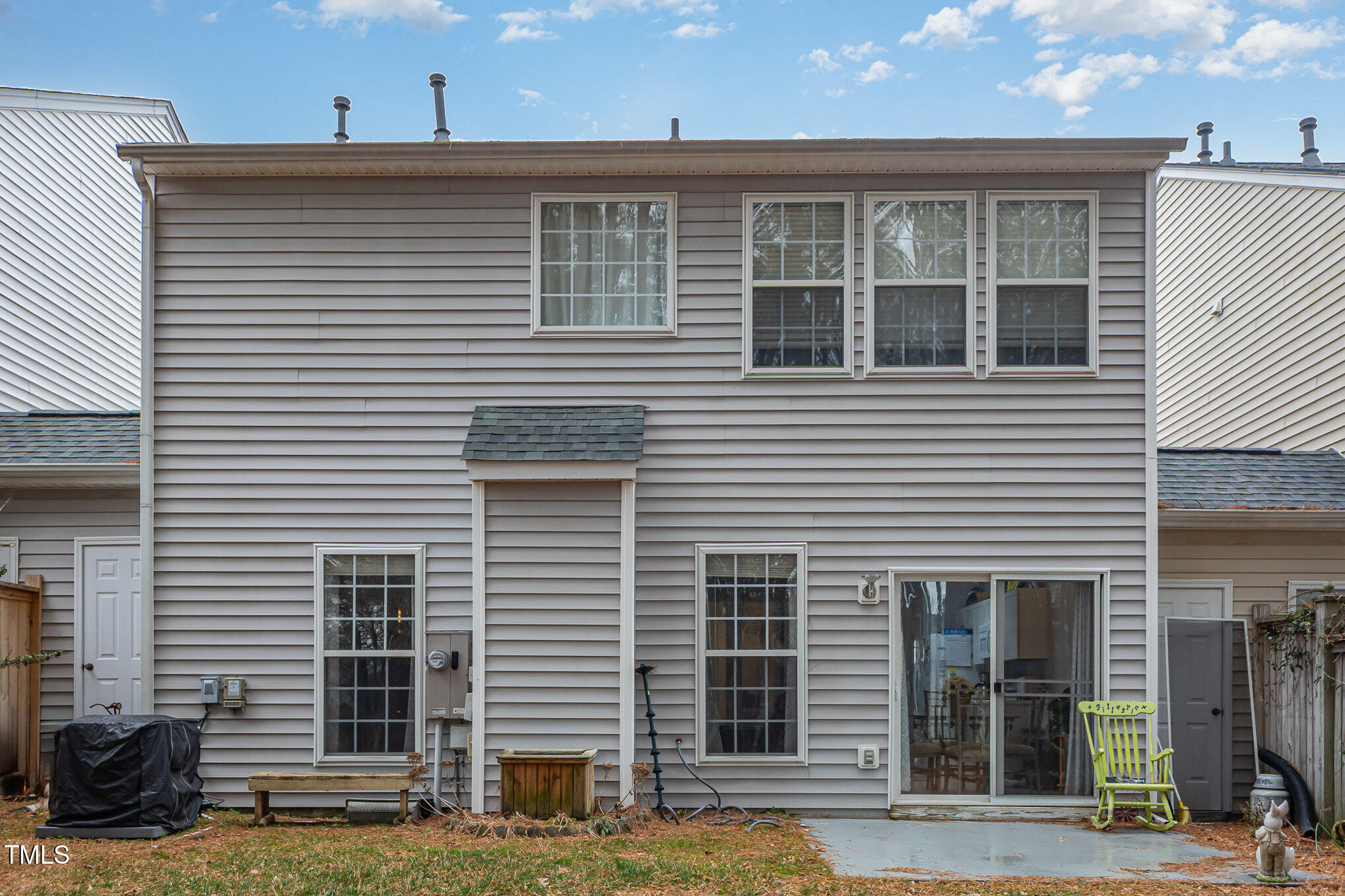 205 Durston Loop