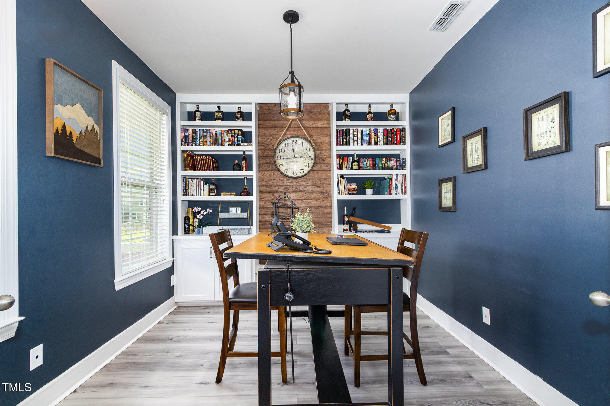 1424 Forest Fern Lane