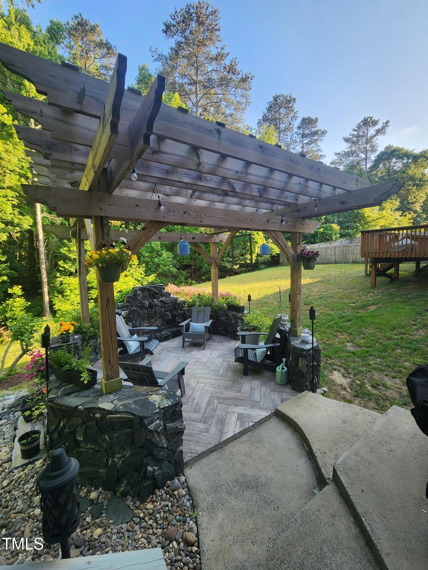 1424 Forest Fern Lane