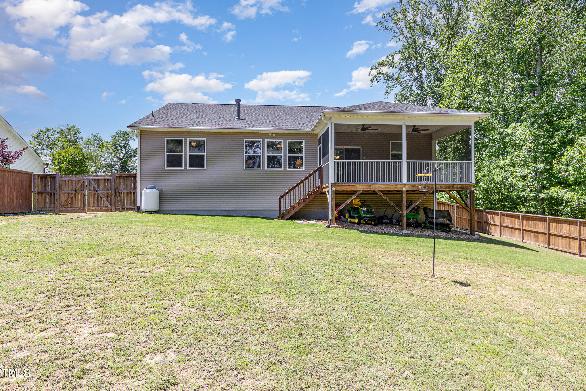 59 White Quartz Place