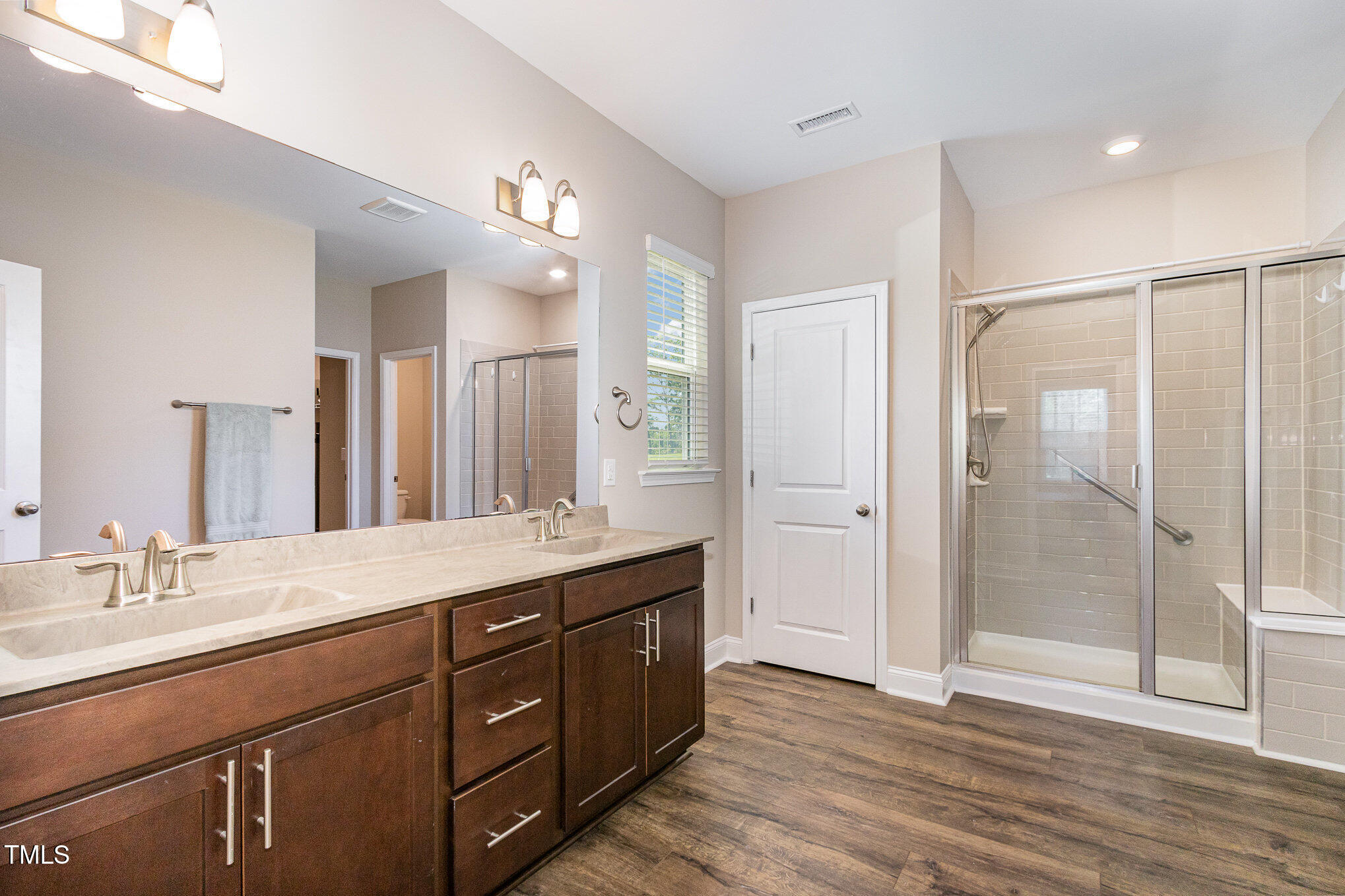 59 White Quartz Place