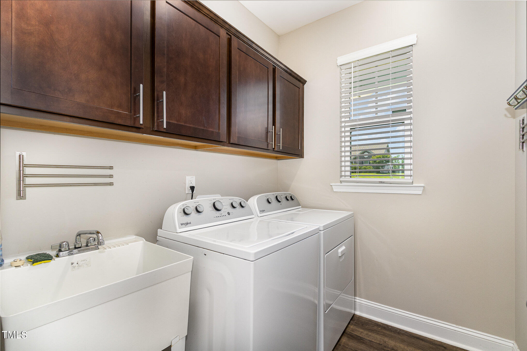 59 White Quartz Place