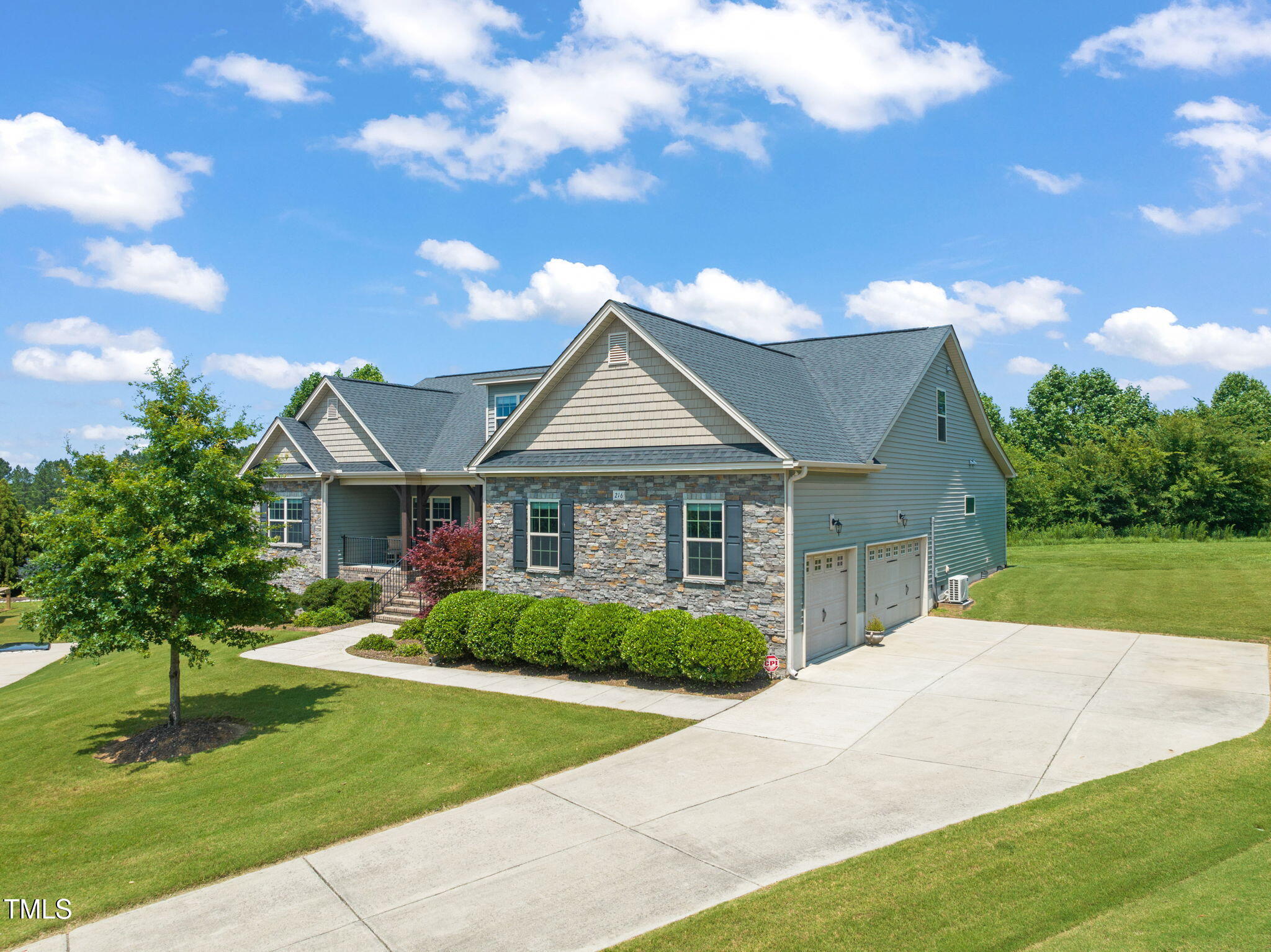216 Tarkenton Court