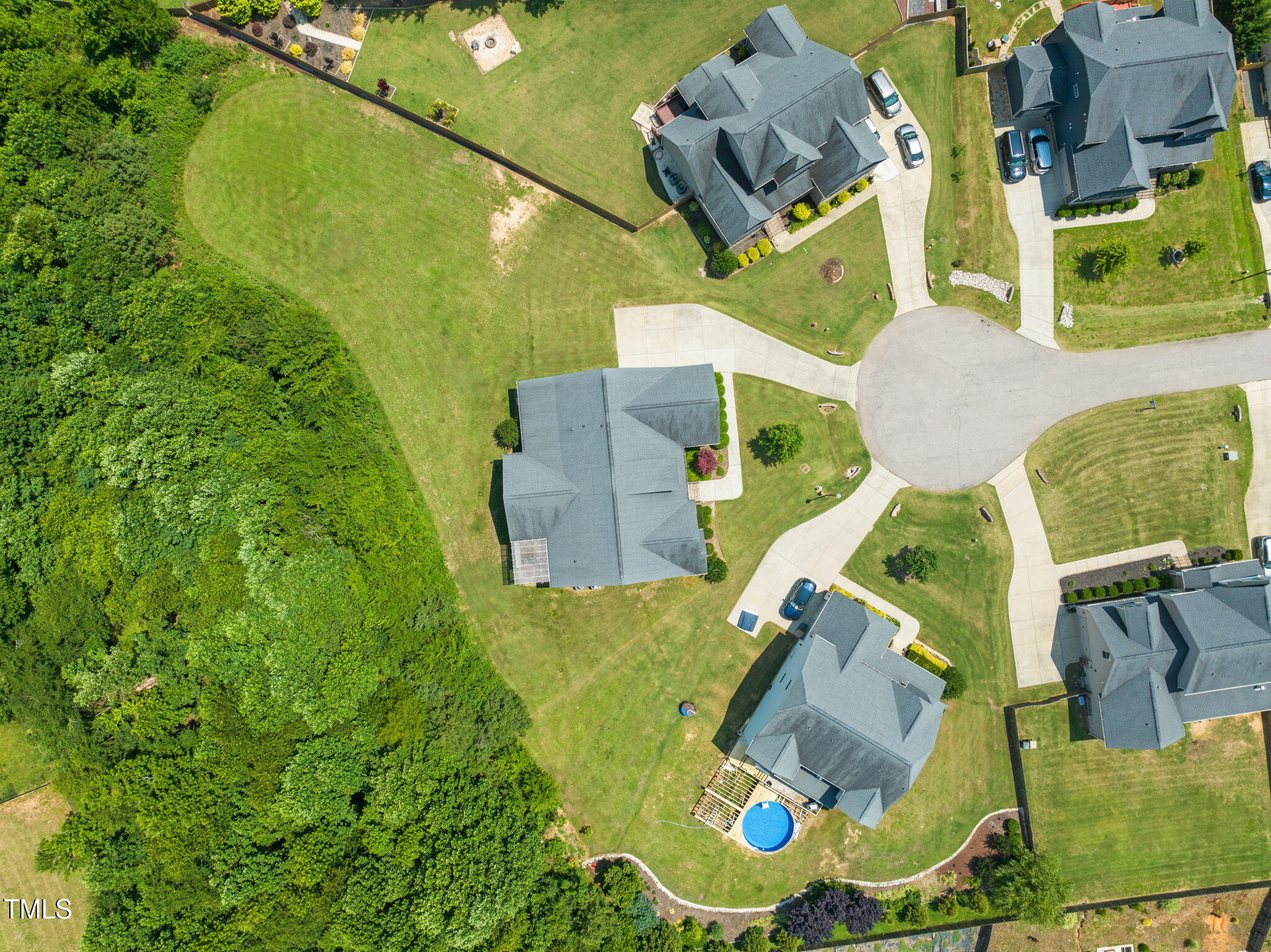 216 Tarkenton Court