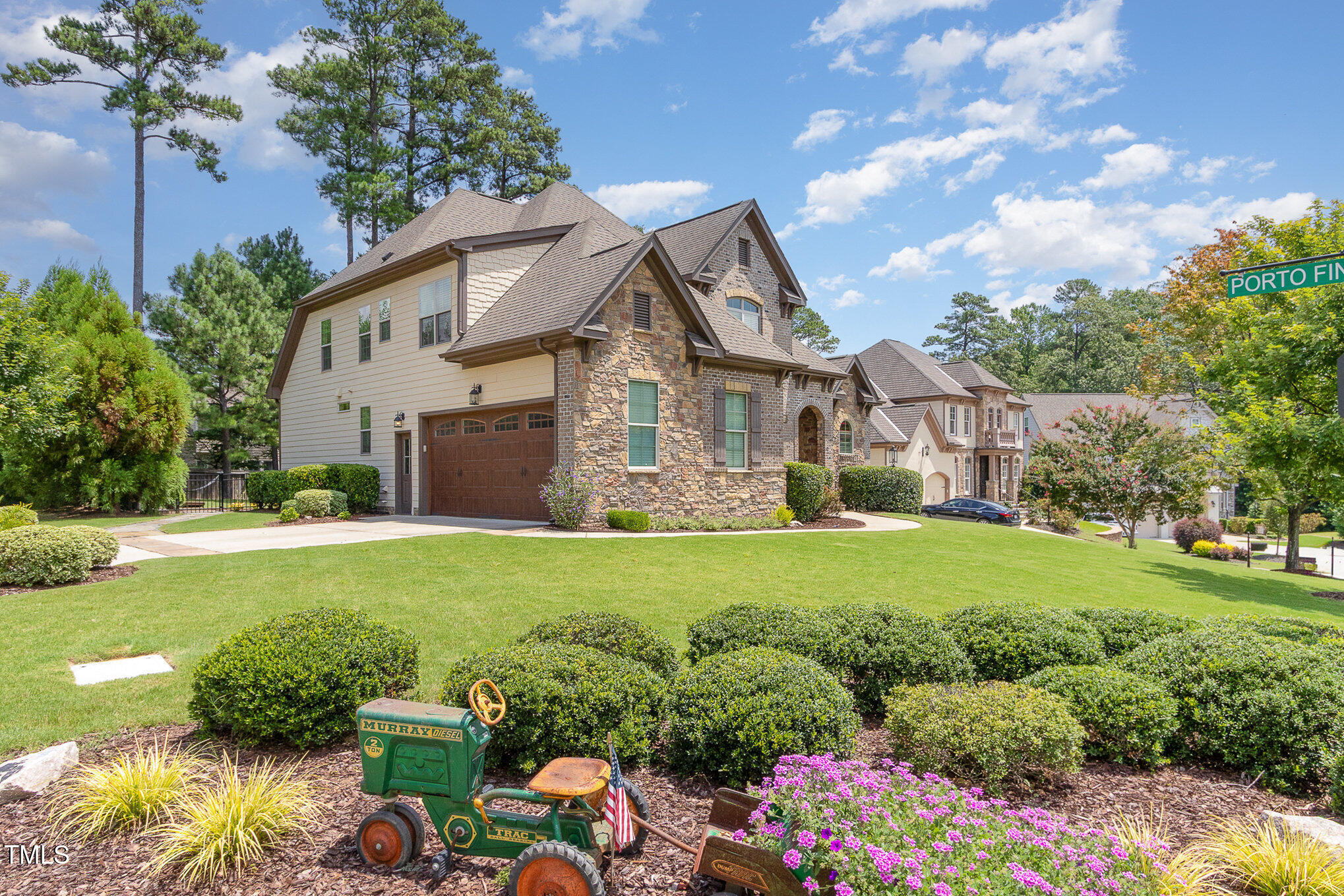 2801 Trevi Fountain Place