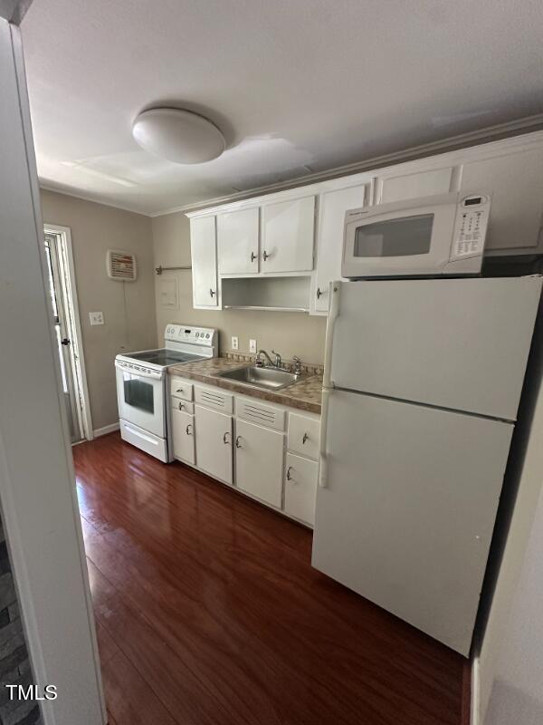 835 Daniels Street # 2c