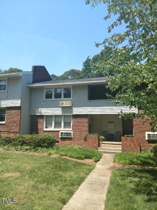835 Daniels Street # 2c