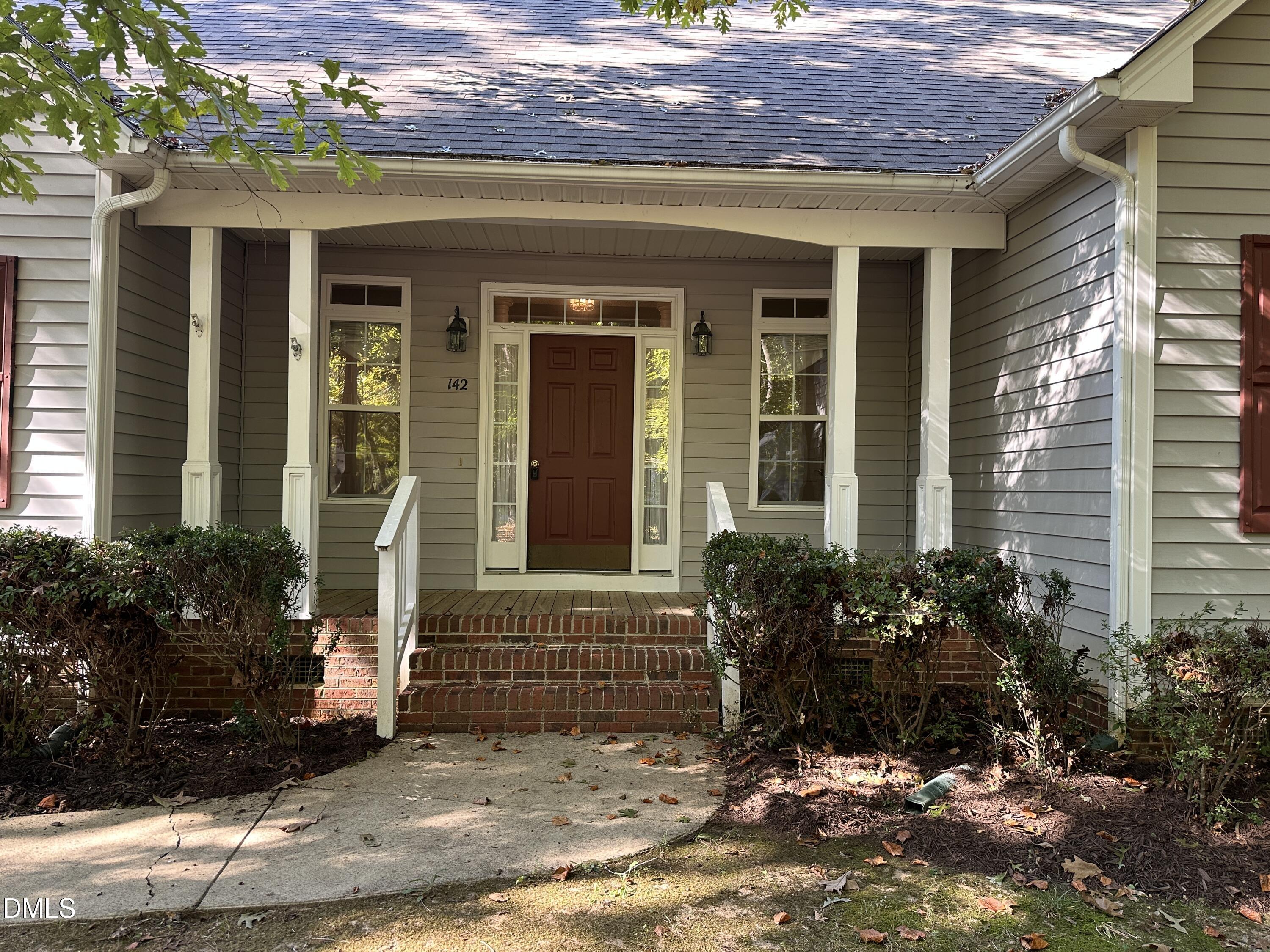 142 Bradford Circle