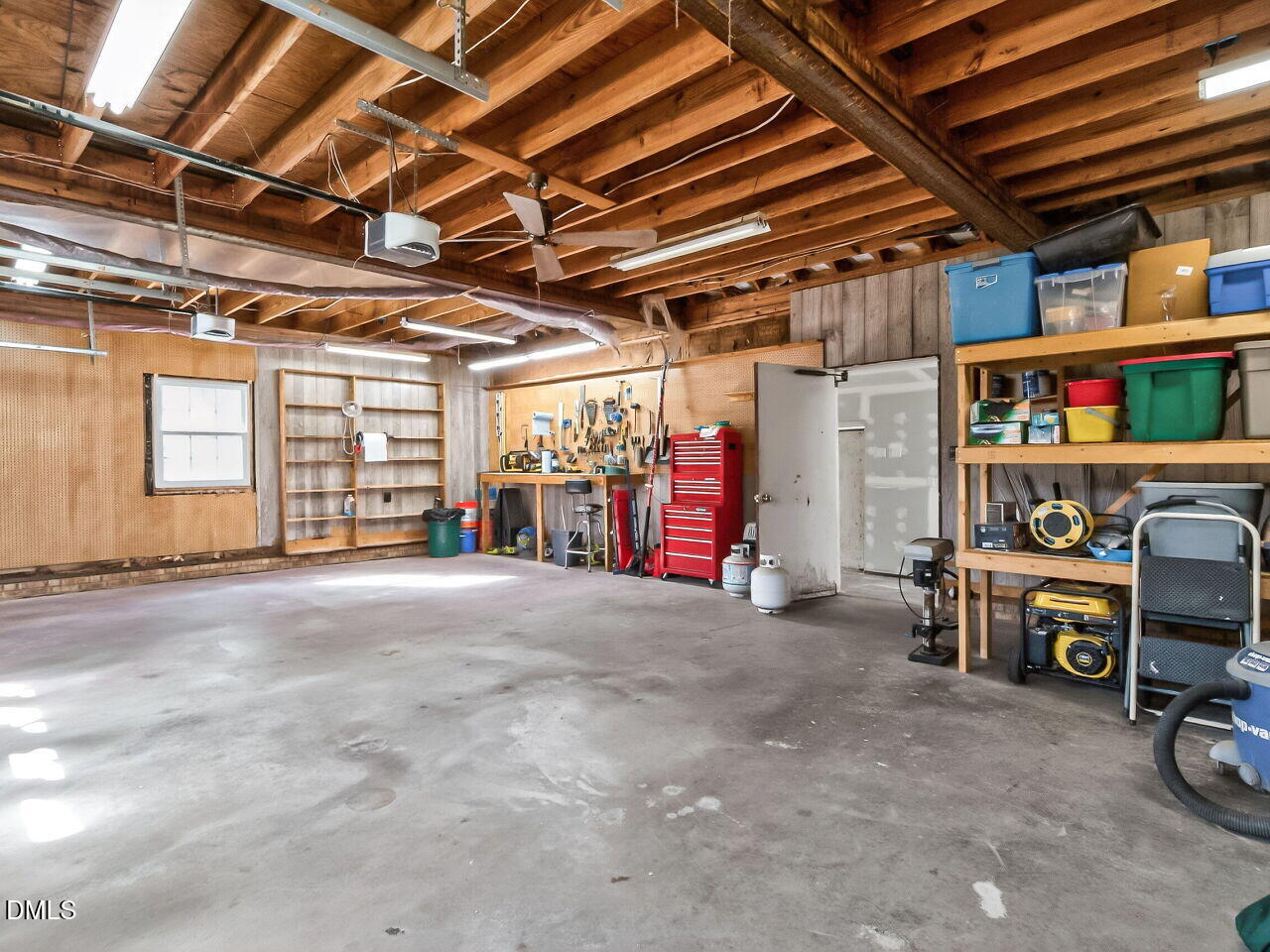 1425 Raybon Drive