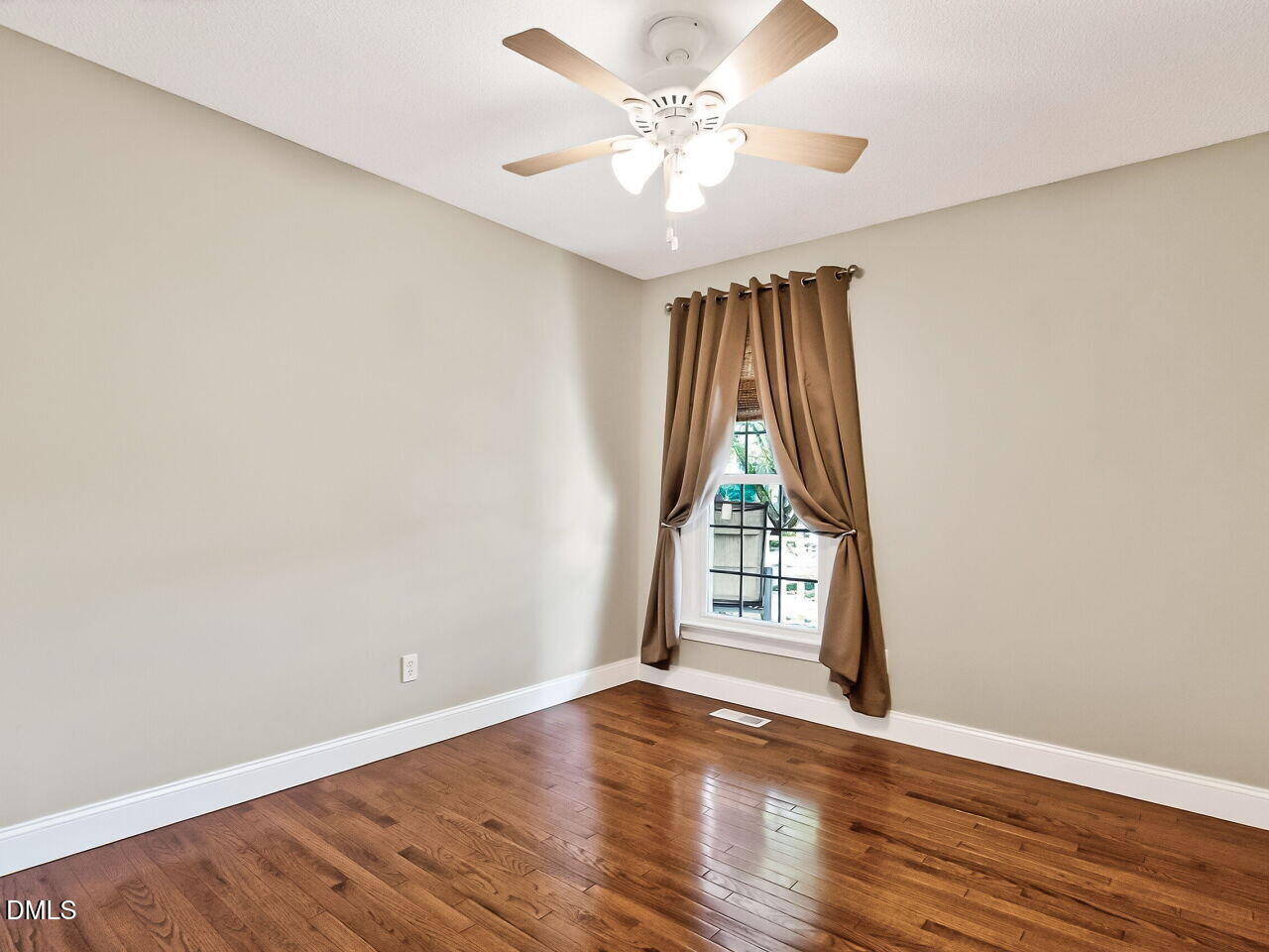 1425 Raybon Drive