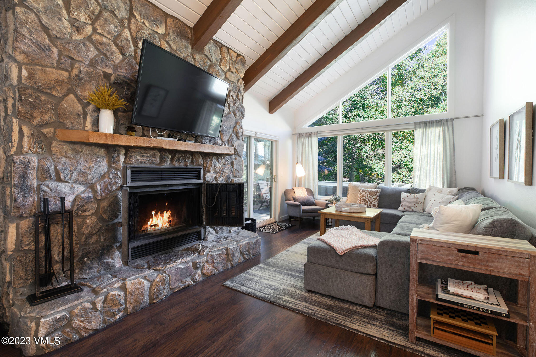 1546 Matterhorn Circle 4