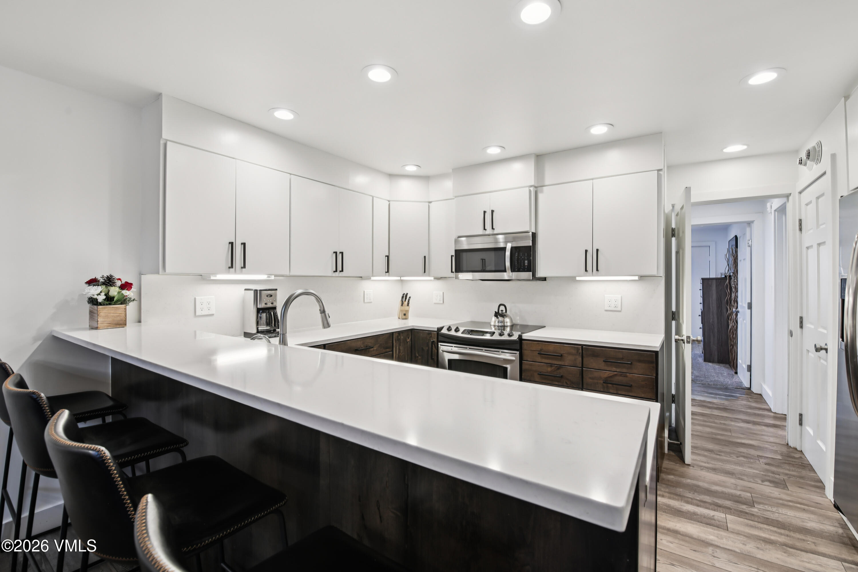 707 W Lionshead Circle B-6