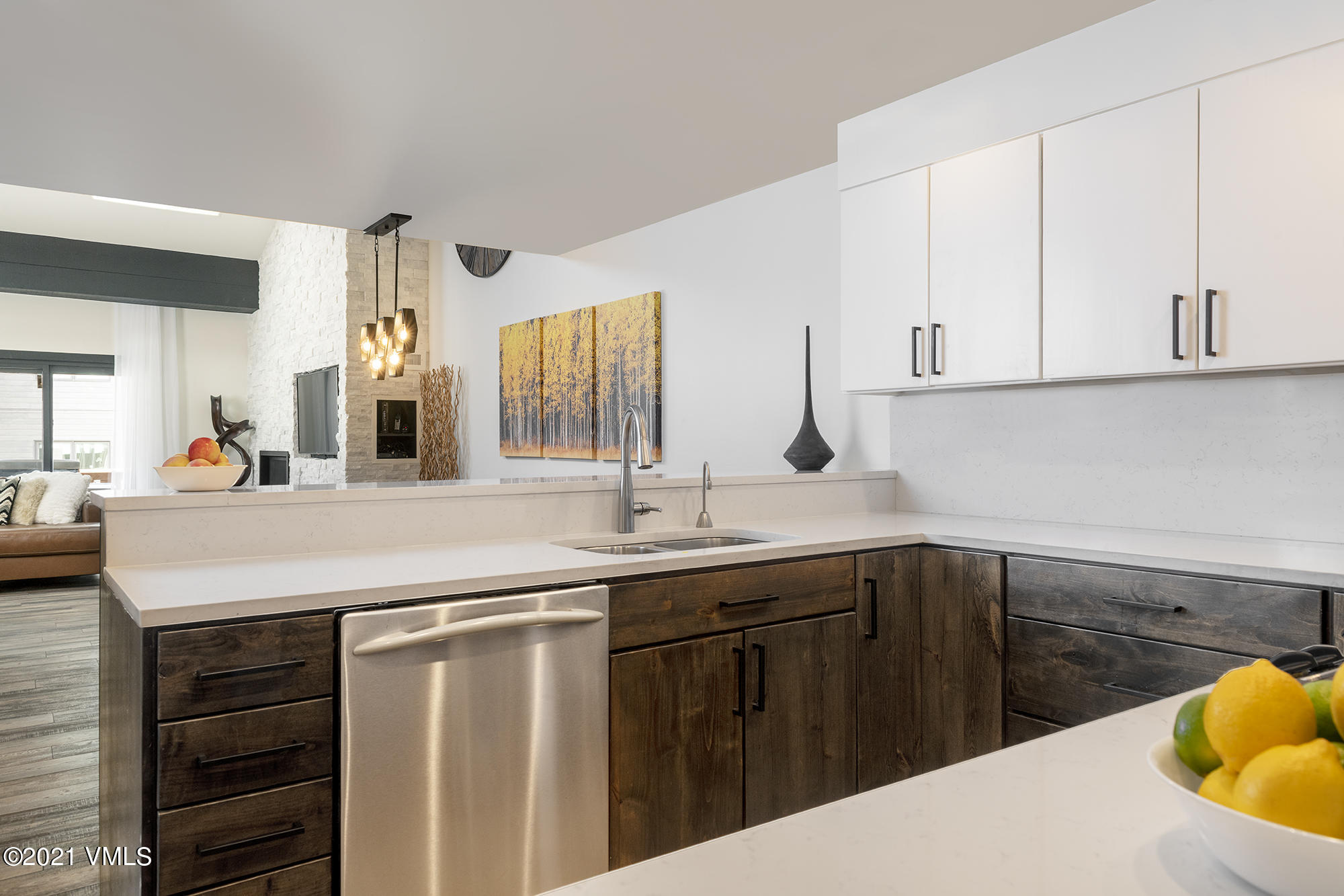 707 W Lionshead Circle B-6