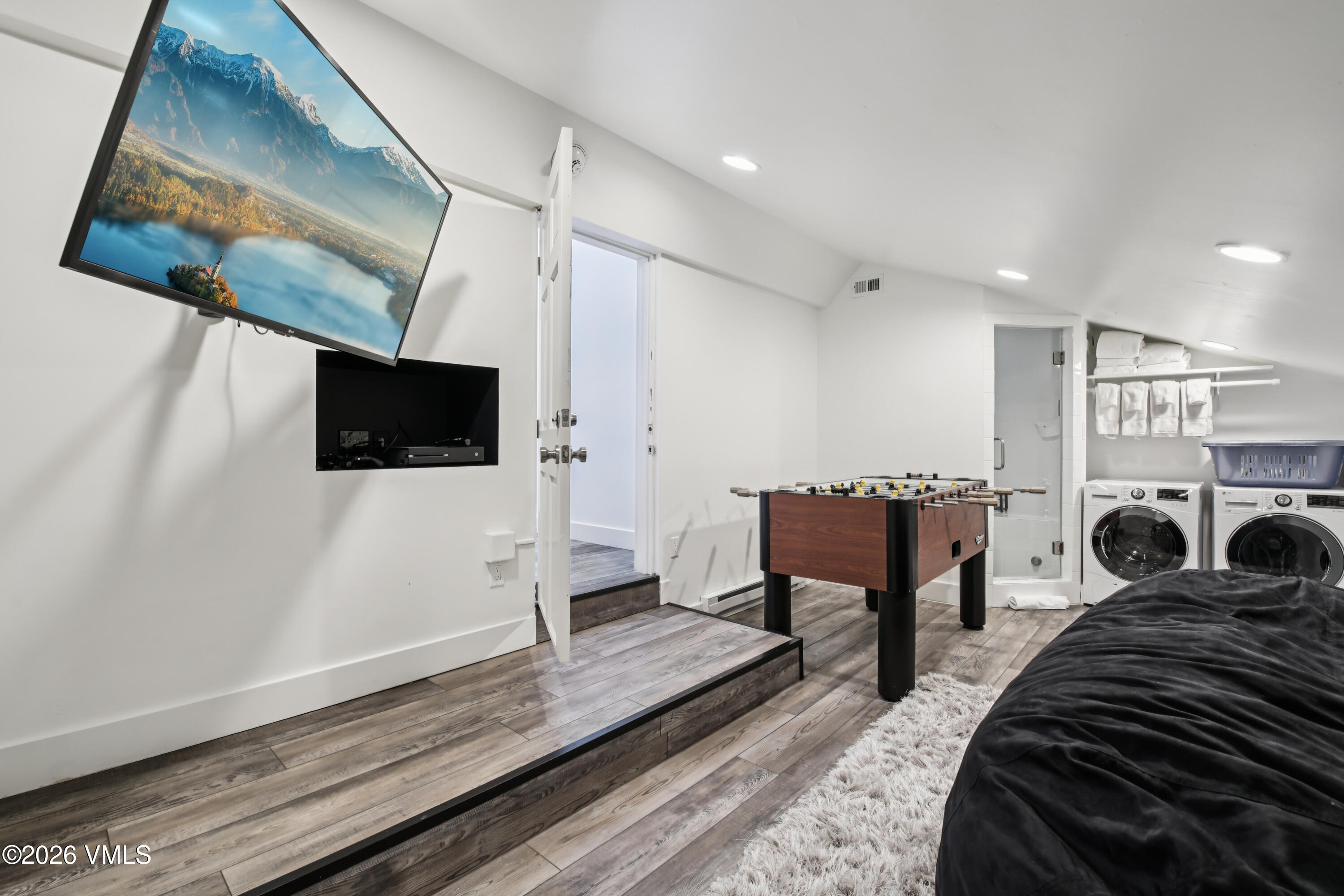 707 W Lionshead Circle B-6