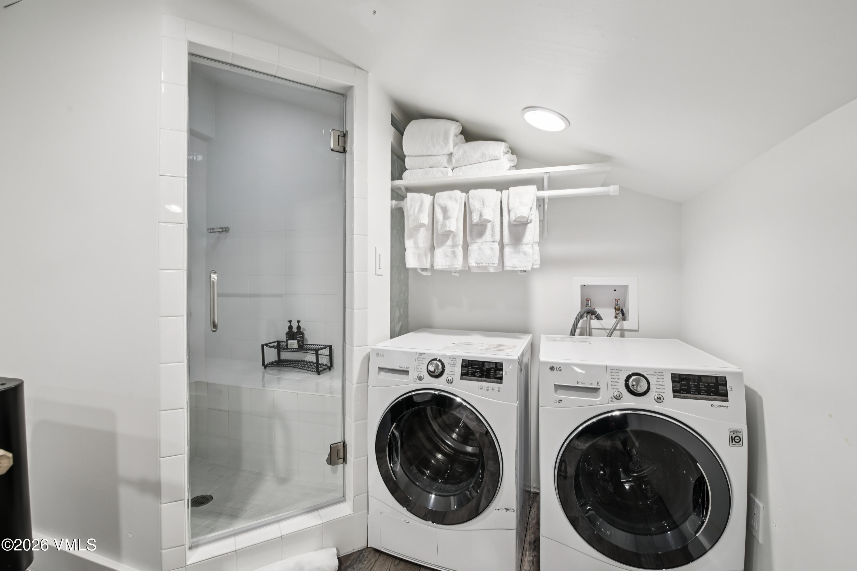 707 W Lionshead Circle B-6