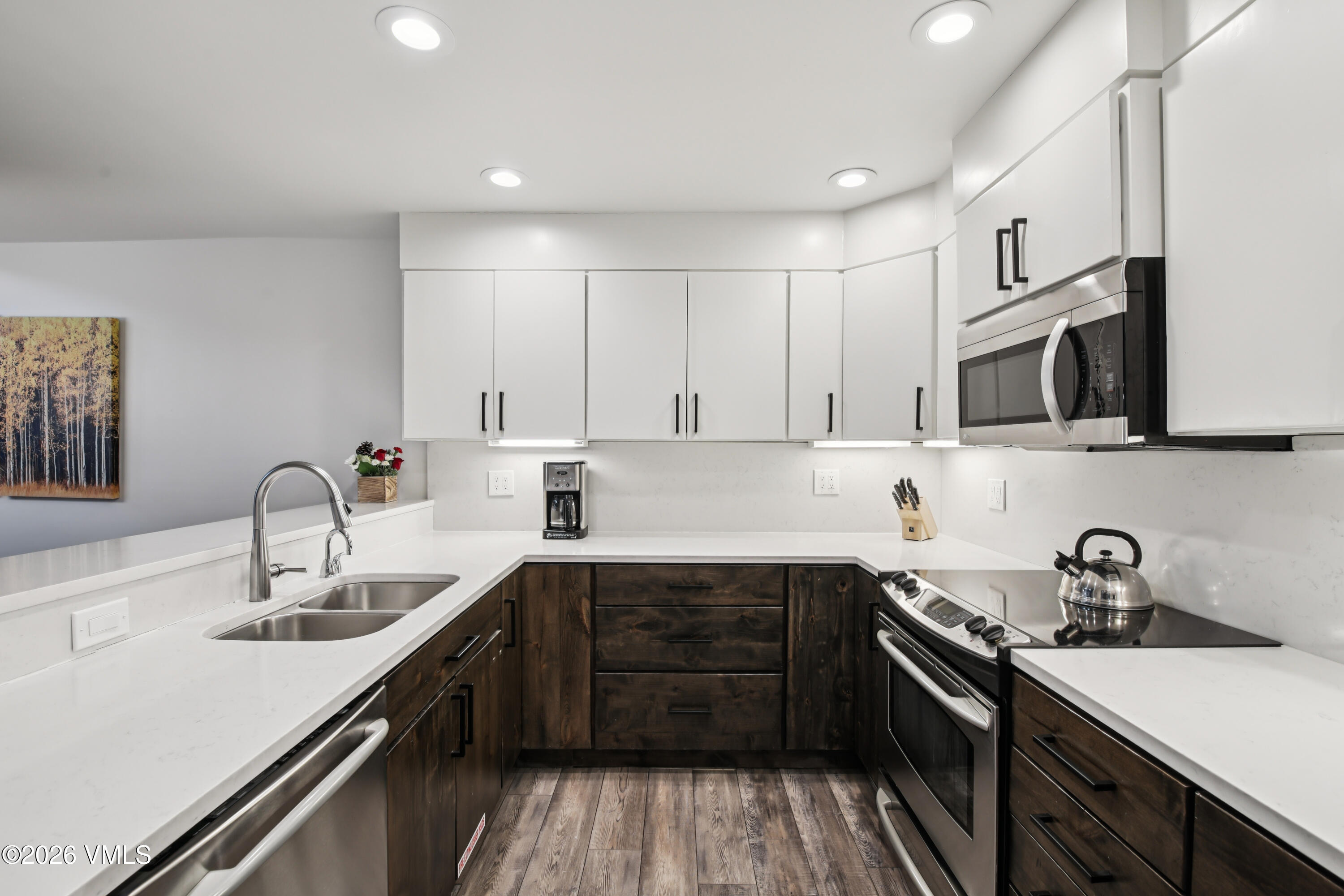 707 W Lionshead Circle B-6