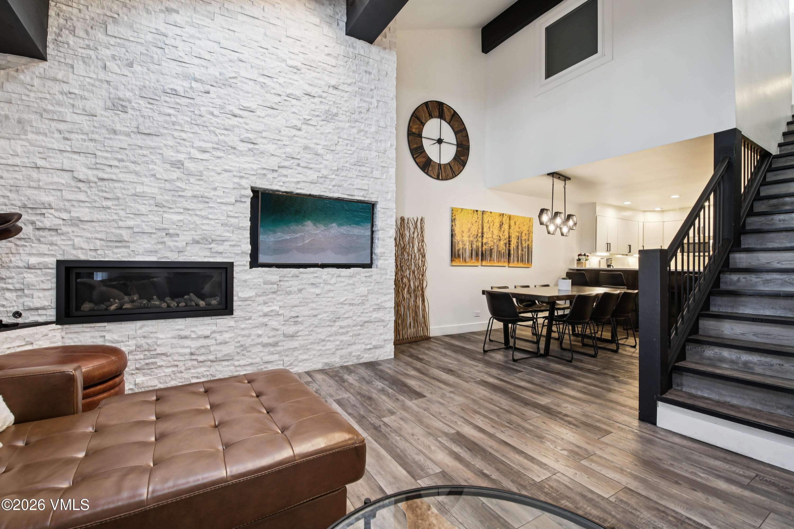 707 W Lionshead Circle B-6