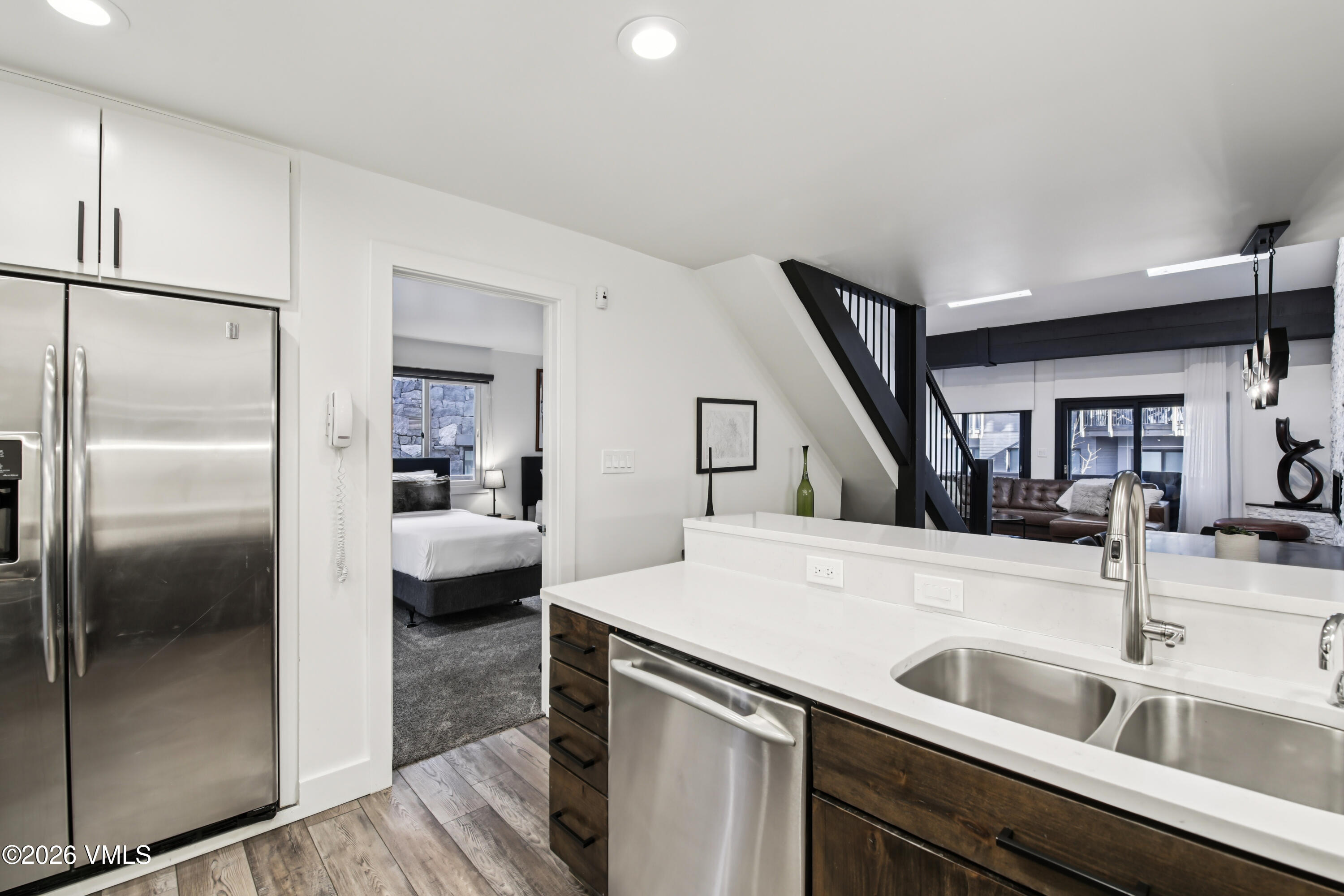 707 W Lionshead Circle B-6